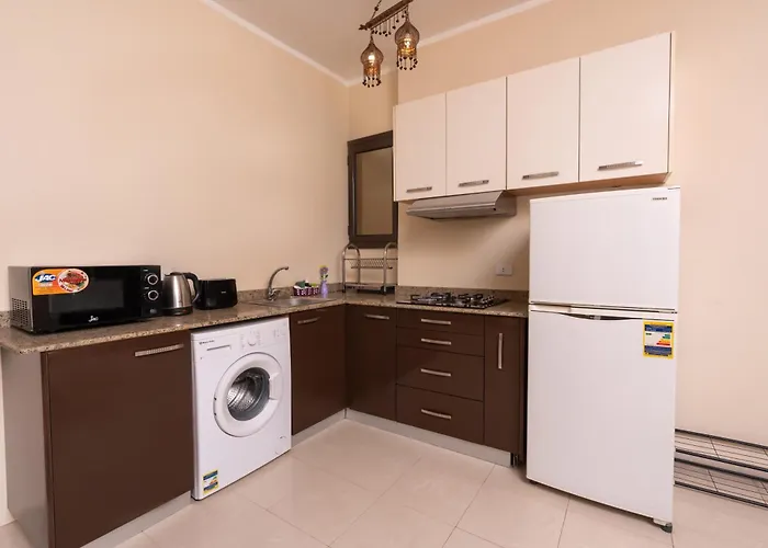 2bedrooms 53 *